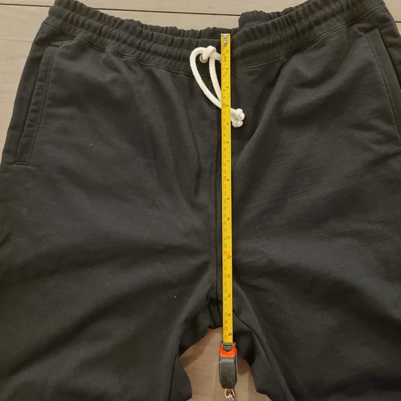 The North Face Men's Heritage Patch Black Jogger Sweatpants - XXL - Picture 8 of 8